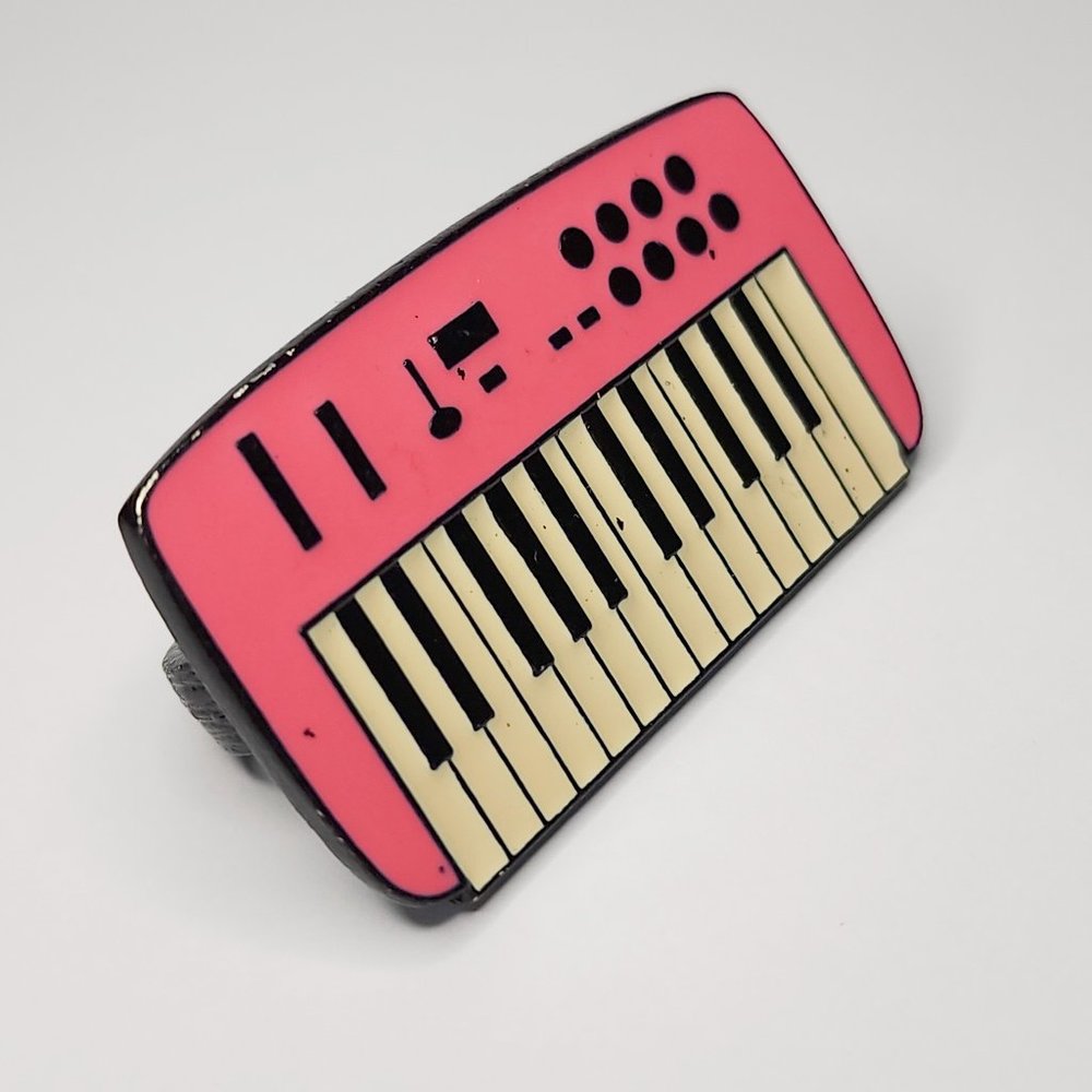 “REASONABLE OFFERS” Melody Ehsani Pink  Cream Keyboard Statement Ring 🎹